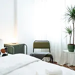 Lovely Vintage Double In Center Daire Bükreş