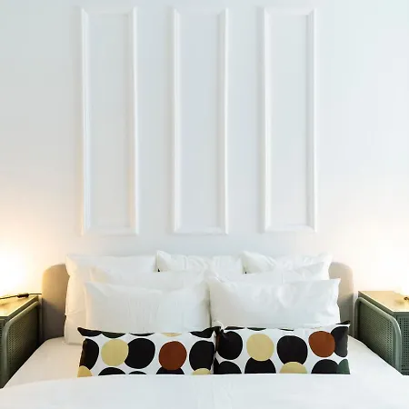 Lovely Vintage Double In Center Bukarest