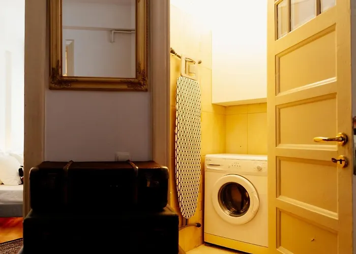 Lovely Vintage Double In Center