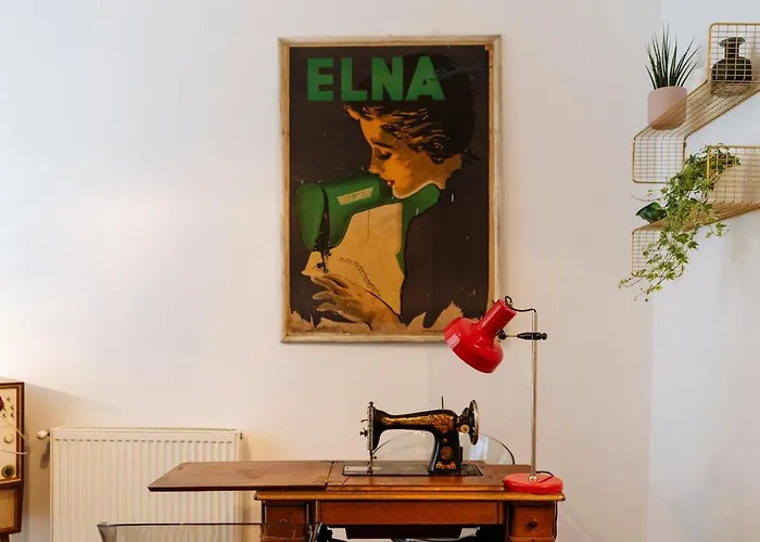 Lovely Vintage Double In Center Бухарест