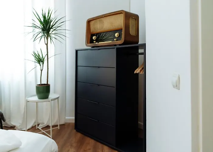 아파트 Lovely Vintage Double In Center *